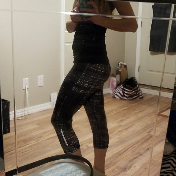 Brooks Pants - Crop work out gym leggings